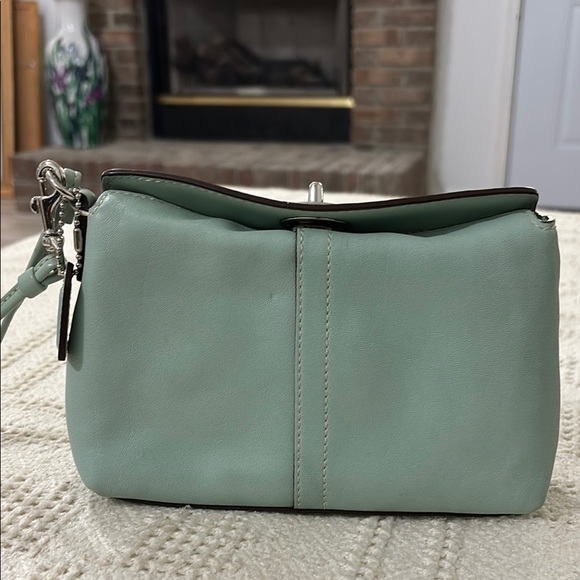 COACH Mini Pouch Leather Turnlock 
 Mint Green Leather Clutch - Picture 4 of 10